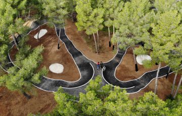 Pumptrack Roquefort-la-Bédoule